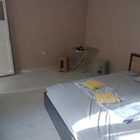 за гости иречек * Varna